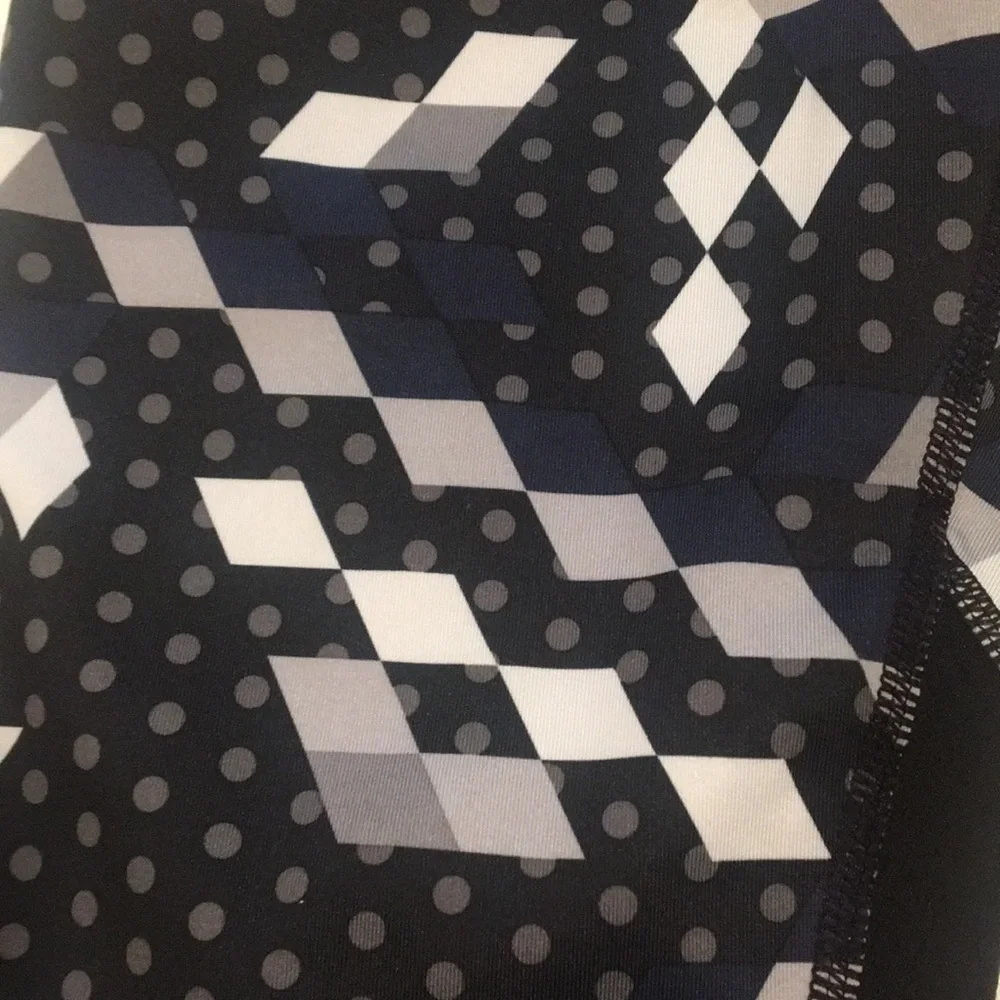 Nike Pro girls athletic leggings geometric print pants kids size M